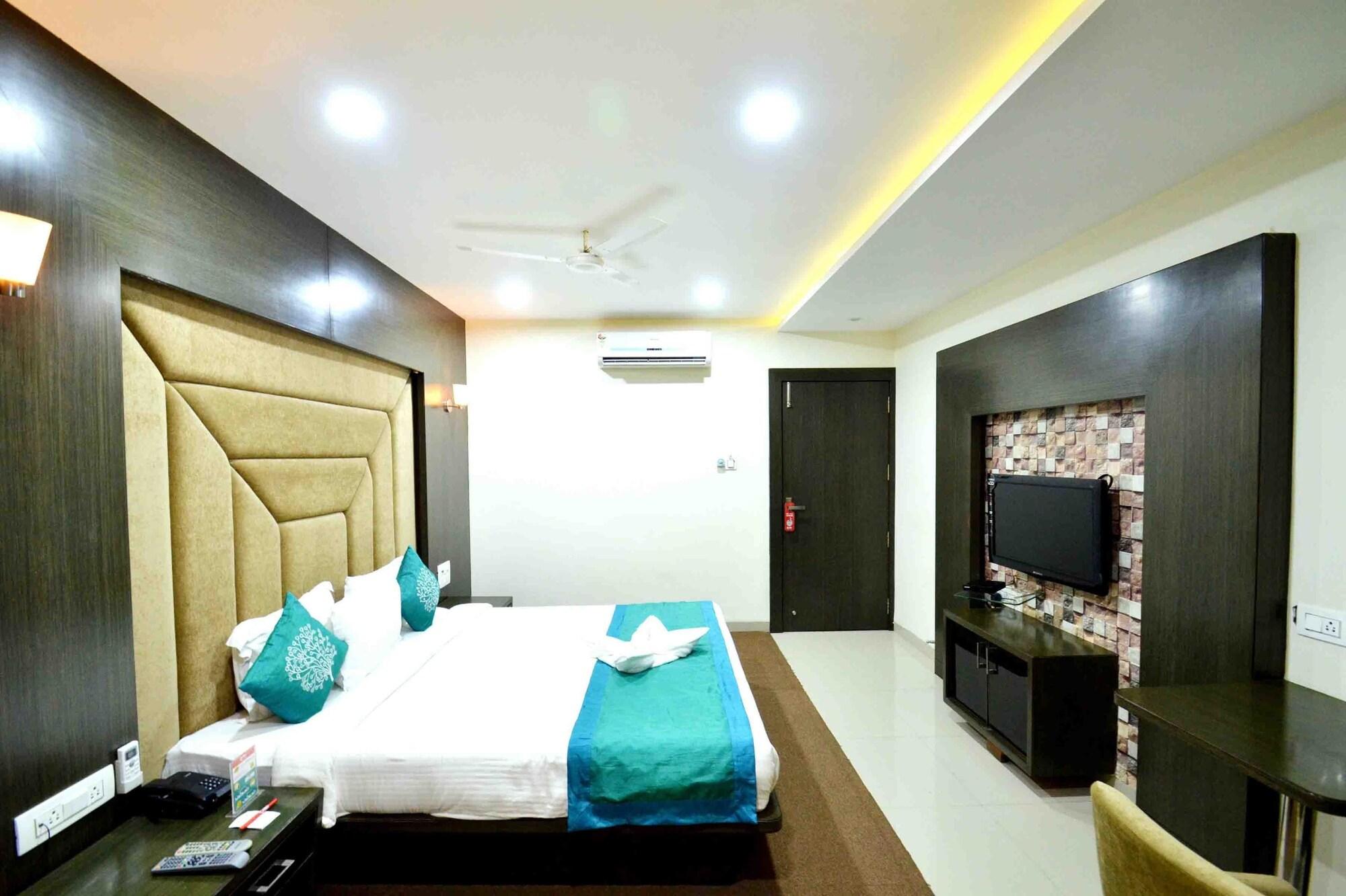אינדורה Capital O 1546 The Sensation Hotel מראה חיצוני תמונה